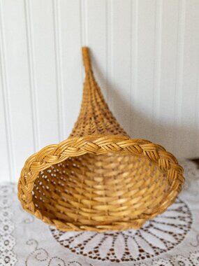 Vintage Wicker Cornucopia Basket • Horn of Plenty • Fall Harvest Decor